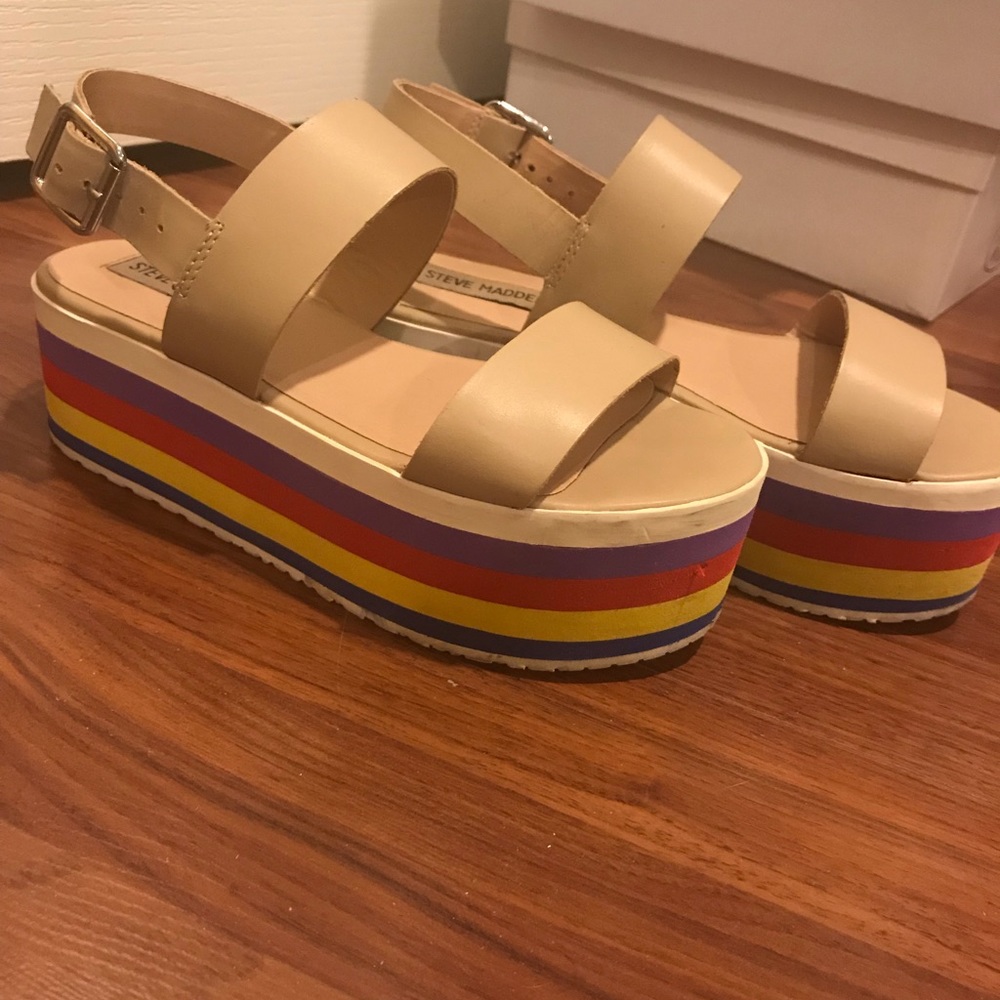 Steve Madden platform sandals